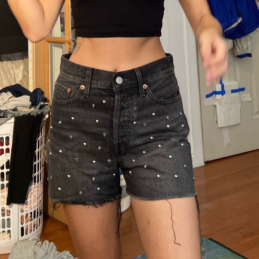 Levi’s high waisted jeans